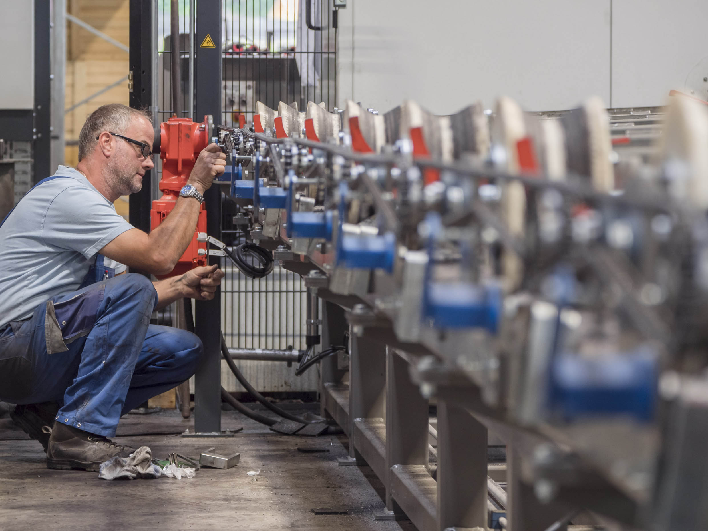 Maintenance work on an automated production line